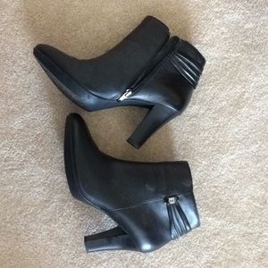 Anne Klein boots
